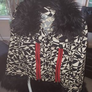 Trendy Faux fur cropped jacket